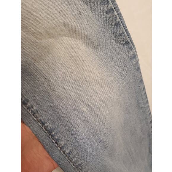Levi's Slight Curve Classic Rise Straight Light Blue Denim Jeans Size 6 / 28 - Picture 8 of 10